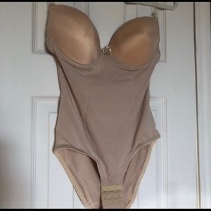 Wedding undergarment nude